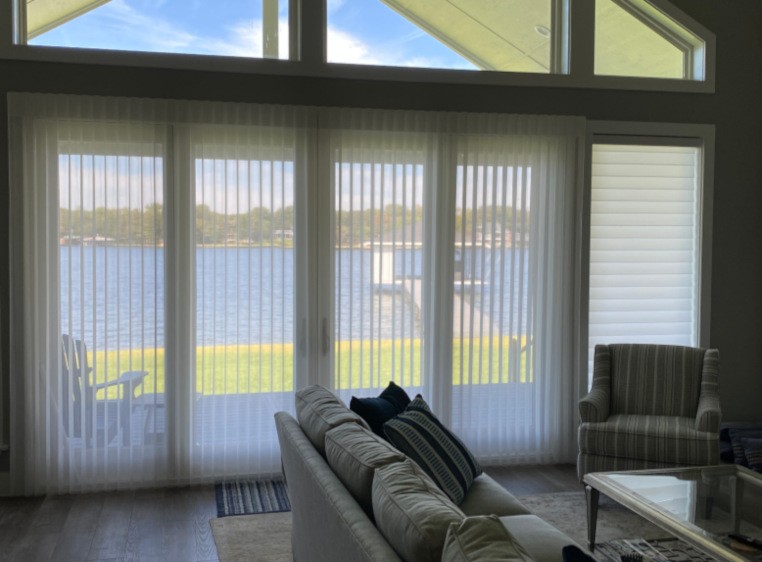 Hunter Douglas Dealer Image